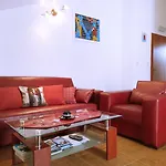Adria And Appartement *