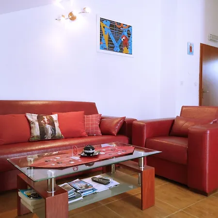 Adria And Апартаменты *