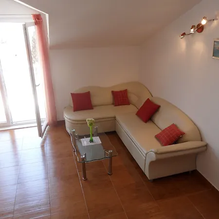 Апартаменты Adria And