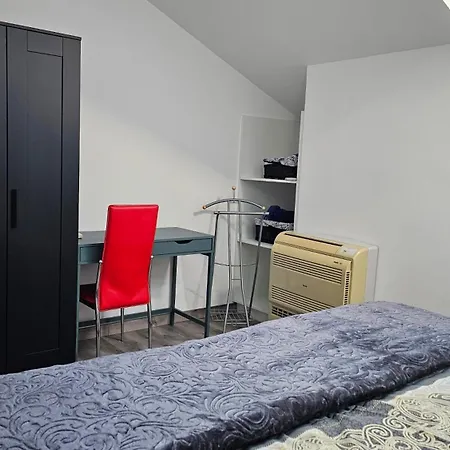 Adria And アパート